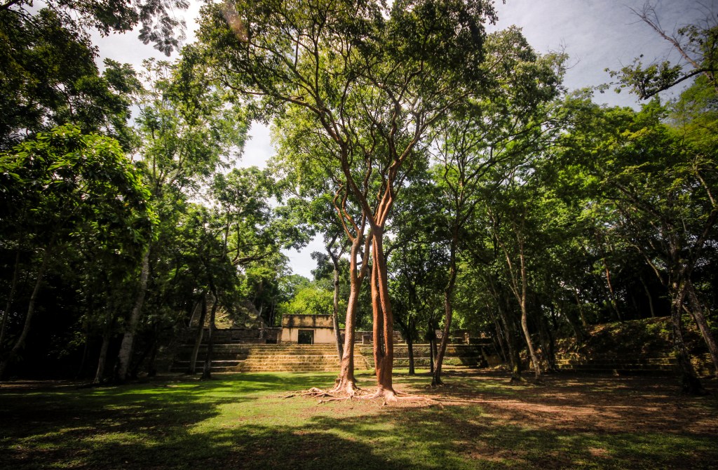 Temples and caves in San&nbsp;Ignacio