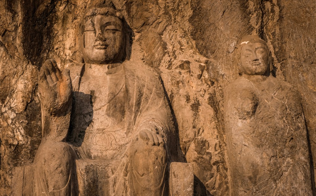 Ninjas and Buddhas in Luoyang